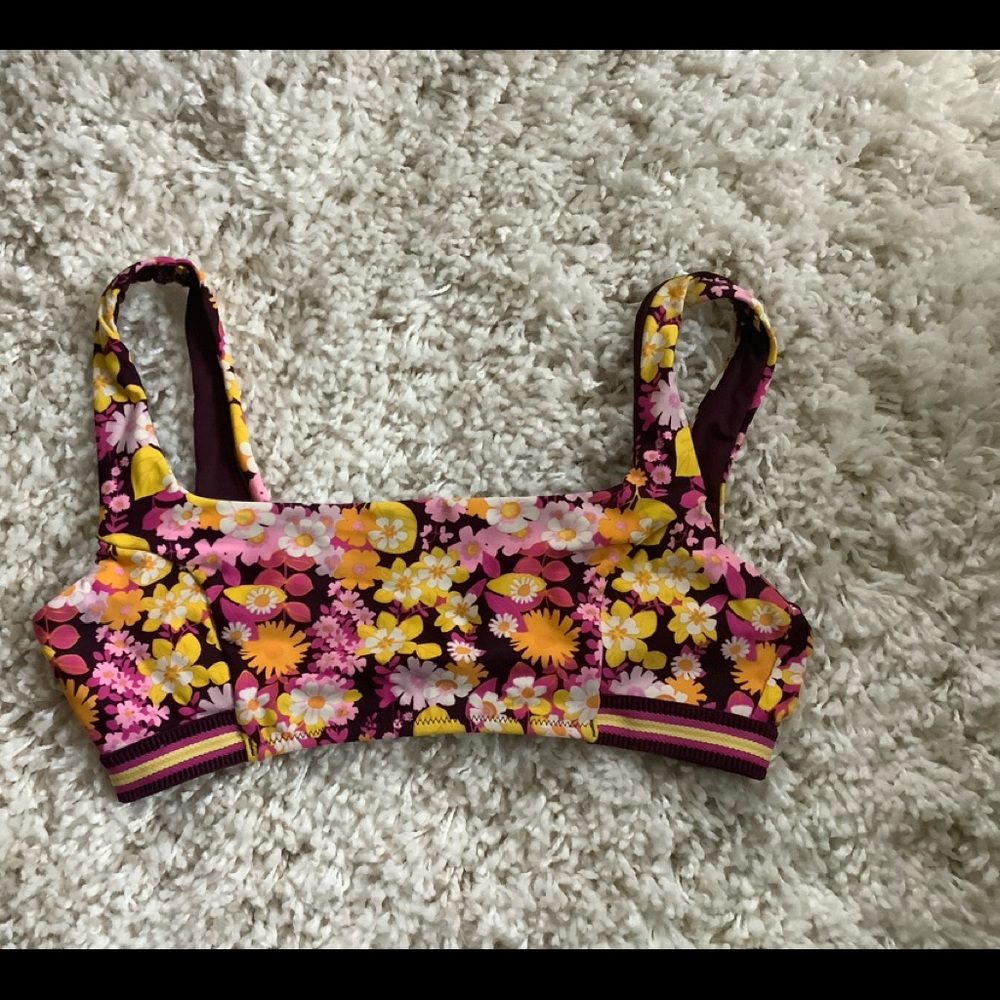 Ladies bathing suit top